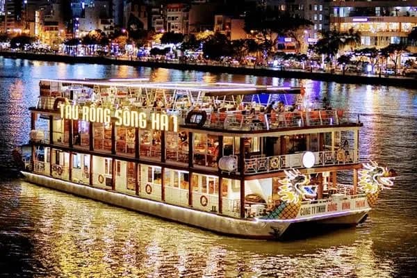Lit-up dinner cruise boat on the Han river at night